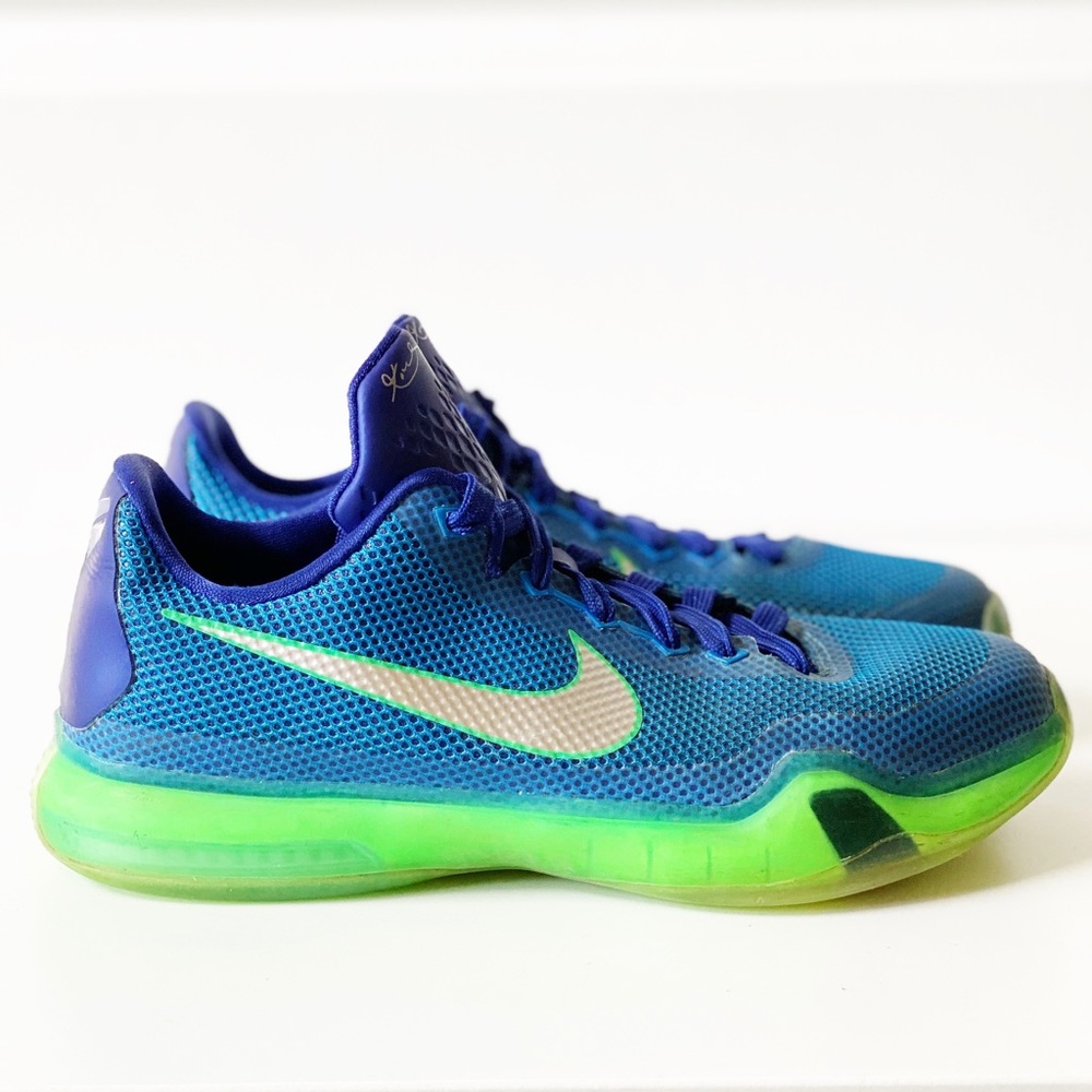 Boys Kyrie Basketball Shoes